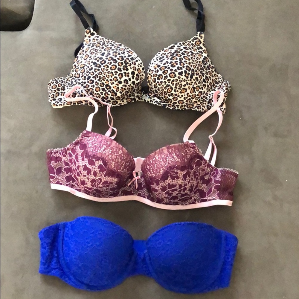 THREE Victoria’s Secret Bras 34B. Lace and Cheetah
